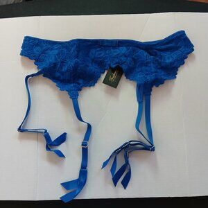 Frederick's of Hollywood Women's Jessica Blue Lace Garter  Belt  S/M NWT